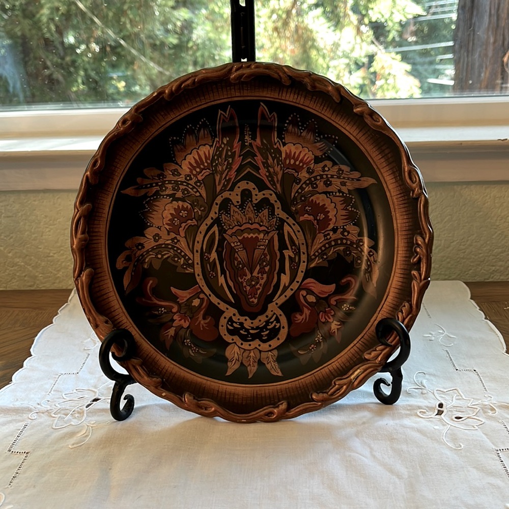 Decorative plate
